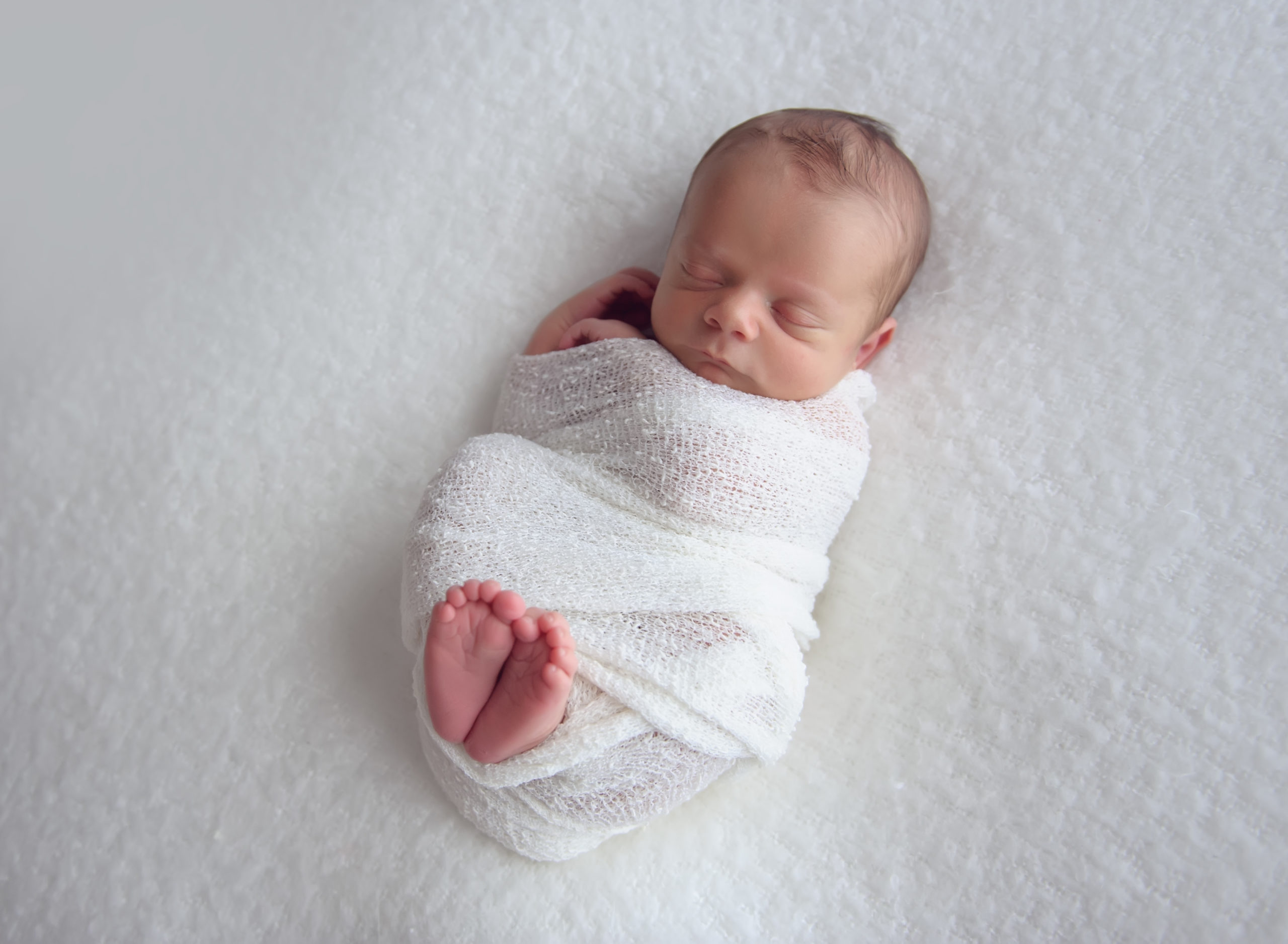 Wrapping Newborns | The Peeking Toe Wrap - easy but so sweet!